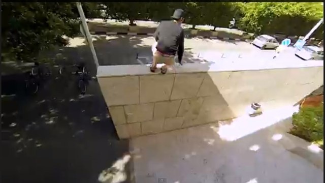 Les 3RUN, les nouveaux Yamakasi, effectuent des acrobaties incroyables en Israël