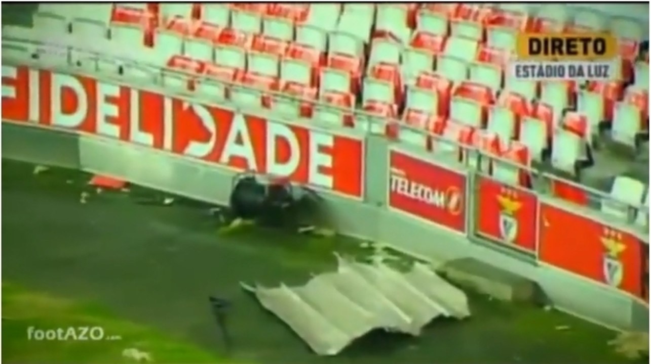Benfica-Sporting Lisbonne : Une partie du stade de la Luz s'envole à cause d'une tempête