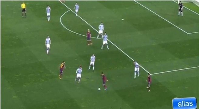 FC Barcelone : L'échange incroyable de passes entre Lionel Messi et Dani Alves contre la Real Sociedad
