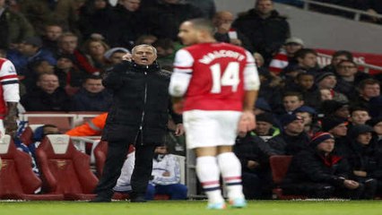 José Mourinho clashe Arsène Wenger et le qualifie "d'échec"