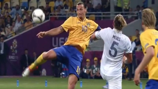 Les plus belles reprises de volée de l'Histoire du football