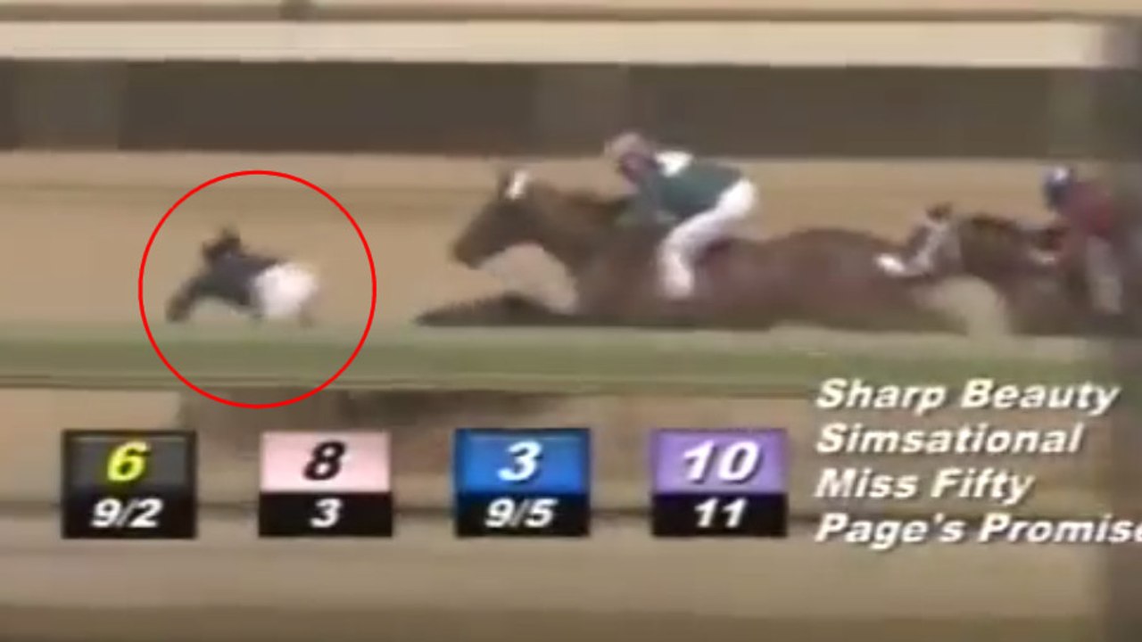 Une impressionnante chute lors d'une course de chevaux aux États-Unis