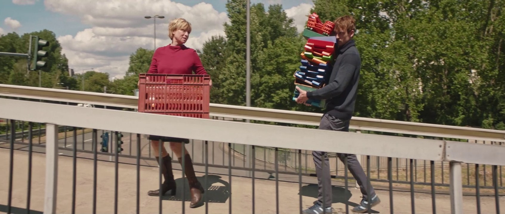 Alles in bester Ordnung Trailer Deutsch German (2022)