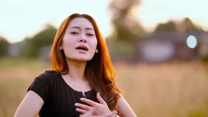 Adik Rambut Panjang (Remix Version )