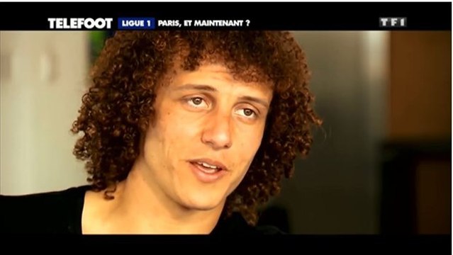 PSG Mercato : Avec le recrutement de David Luiz et d'Oscar, le PSG serait encore plus fort selon Thiago Silva dans Téléfoot