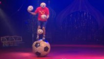 Découvrez Zohra le meilleur jongleur du monde avec des ballons de foot