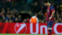 Lionel Messi et les joueurs du FC Barcelone en larmes pendant les funérailles de Tito Vilanova
