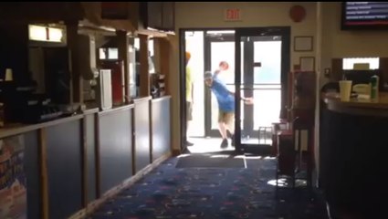 Bowling : C'est le strike le plus impressionnant du monde