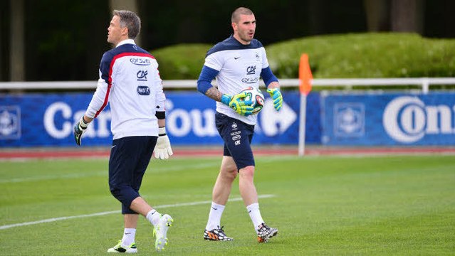 Equipe de France : Didier Deschamps choisit Stéphane Ruffier comme gardien numéro 2 pour la Coupe du monde