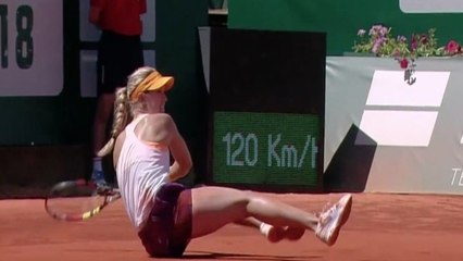 Tennis : Sur les fesses, Eugenie Bouchard marque un point somptueux