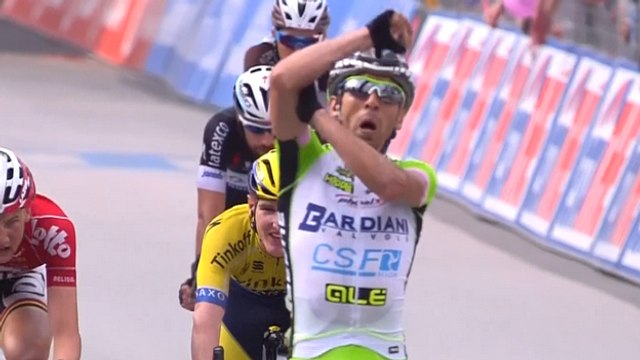 Cyclisme : Stefano Pirazzi fait polémique en célébrant sa victoire au Giro par un bras d'honneur