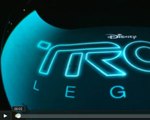 Tron inspire une projection interactive sur une rampe de skateboard