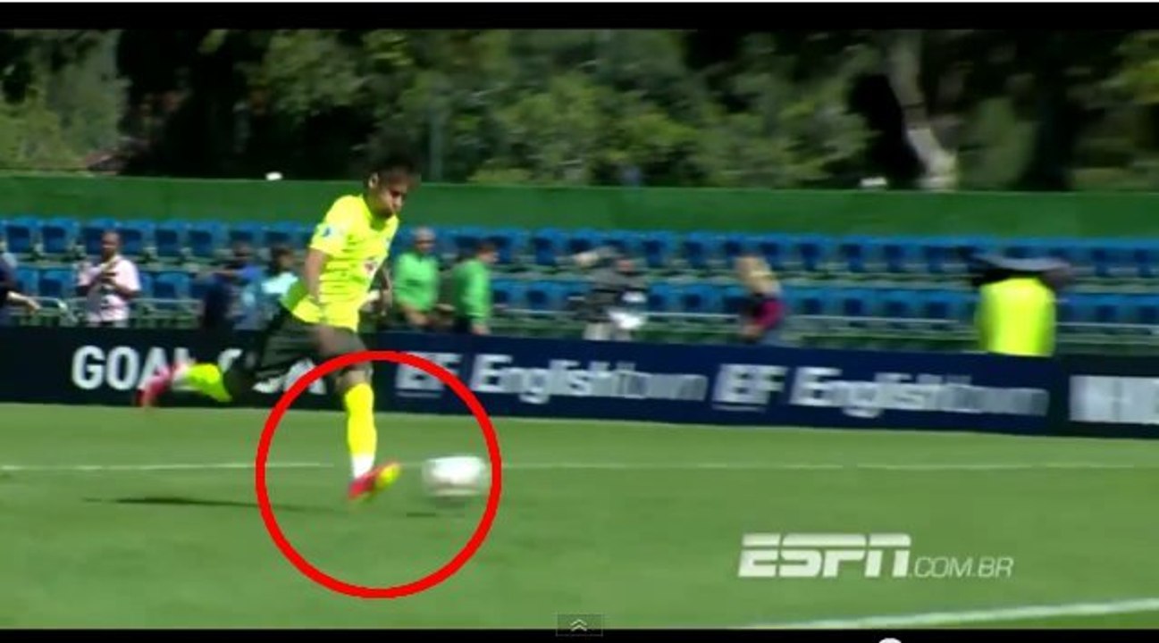 Neymar invente une nouvelle façon de tirer un pénalty