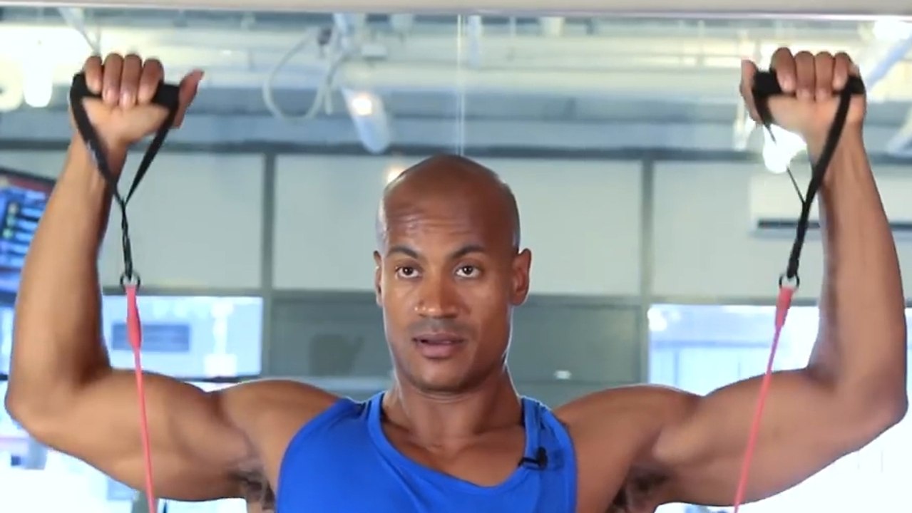 Des exercices pratiques et efficaces avec une bande élastique