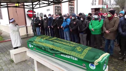 Ünlü oyuncu Feride Çetin'in sinema yazarı eşi Murat Özer son yolculuğuna uğurlandı