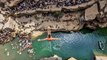 Cliff Diving : Le plongeon parfait de Jonathan Paredes à 27 mètres de haut en Norvège