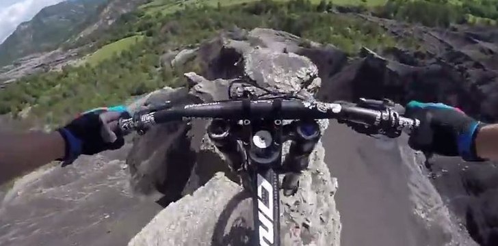 VTT : La descente vertigineuse de Jaws dans les Alpes françaises