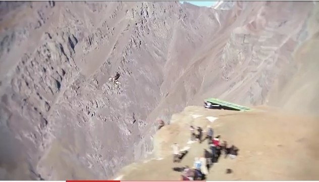 Un cascadeur qui aime s’envoyer en l’air