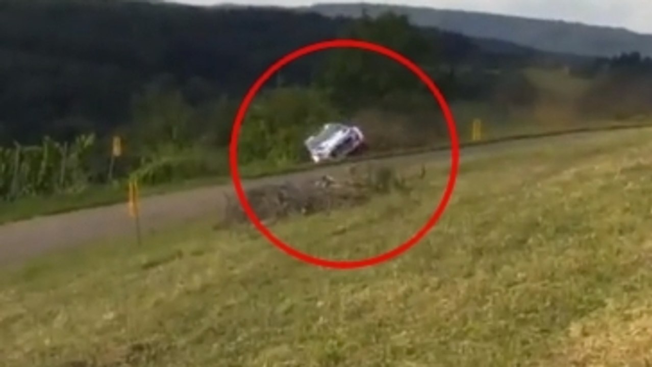 Le crash impressionnant de  Thierry Neuville lors du Rallye d'Allemagne
