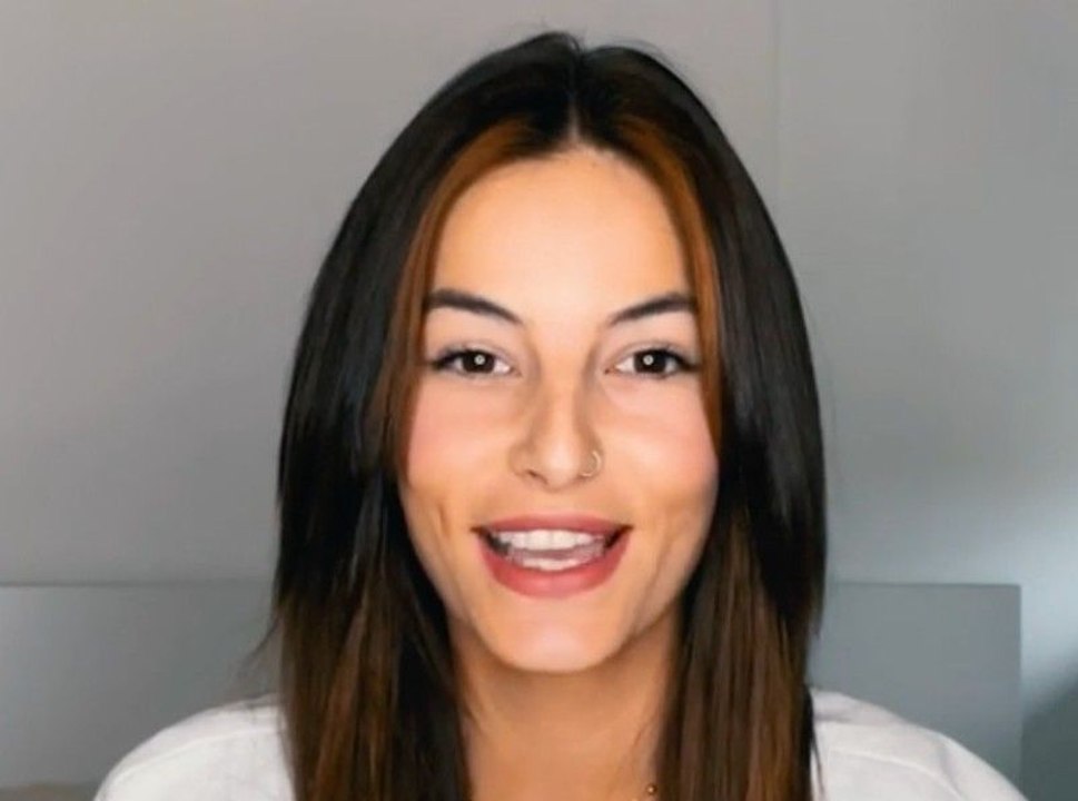 [INRQ] : Mode, tatouages et voyages, Cloé Cooper fait son choix (Exclu)