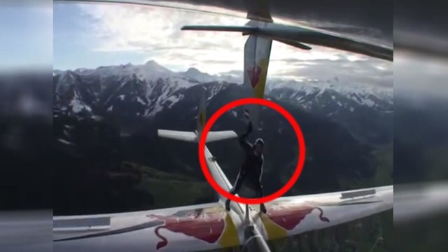 L'incroyable cascade de Paul Steiner entre deux avions