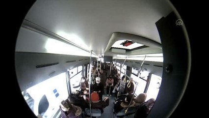 Halk otobüsü şoförü rahatsızlanan yolcusunu hastaneye yetiştirdi