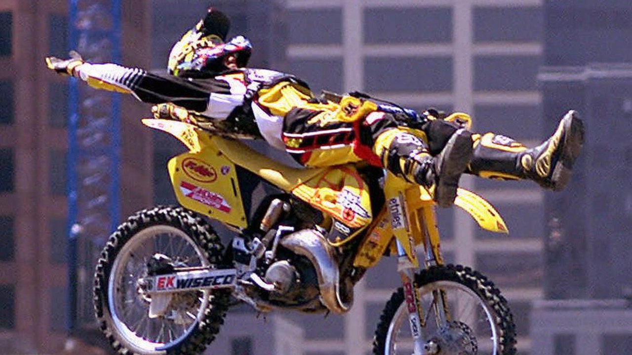 XGames : La première victoire de Travis Pastrana à 15 ans grâce à des tricks merveilleux