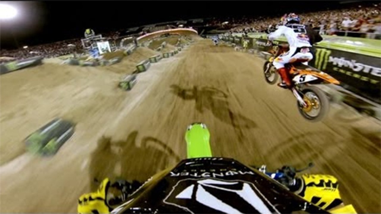 Supercross : Ryan Villopoto en caméra embarquée dans une course à Las Vegas
