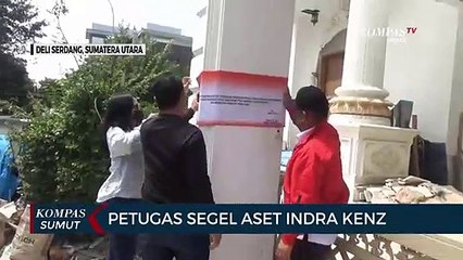 Descargar video: Tim Bareskrim Mabes Polri Segel Dua Rumah Mewah Indra Kenz