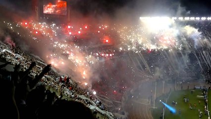 L'ambiance magnifique au stade de River Plate en finale de la Copa Sudamericana
