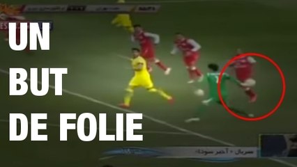 La passe décisive à la main incroyable de 70 mètres d'un gardien de but en Iran