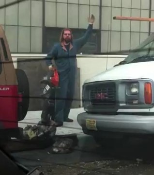 Il se prend une amende... et découpe le parcmètre !