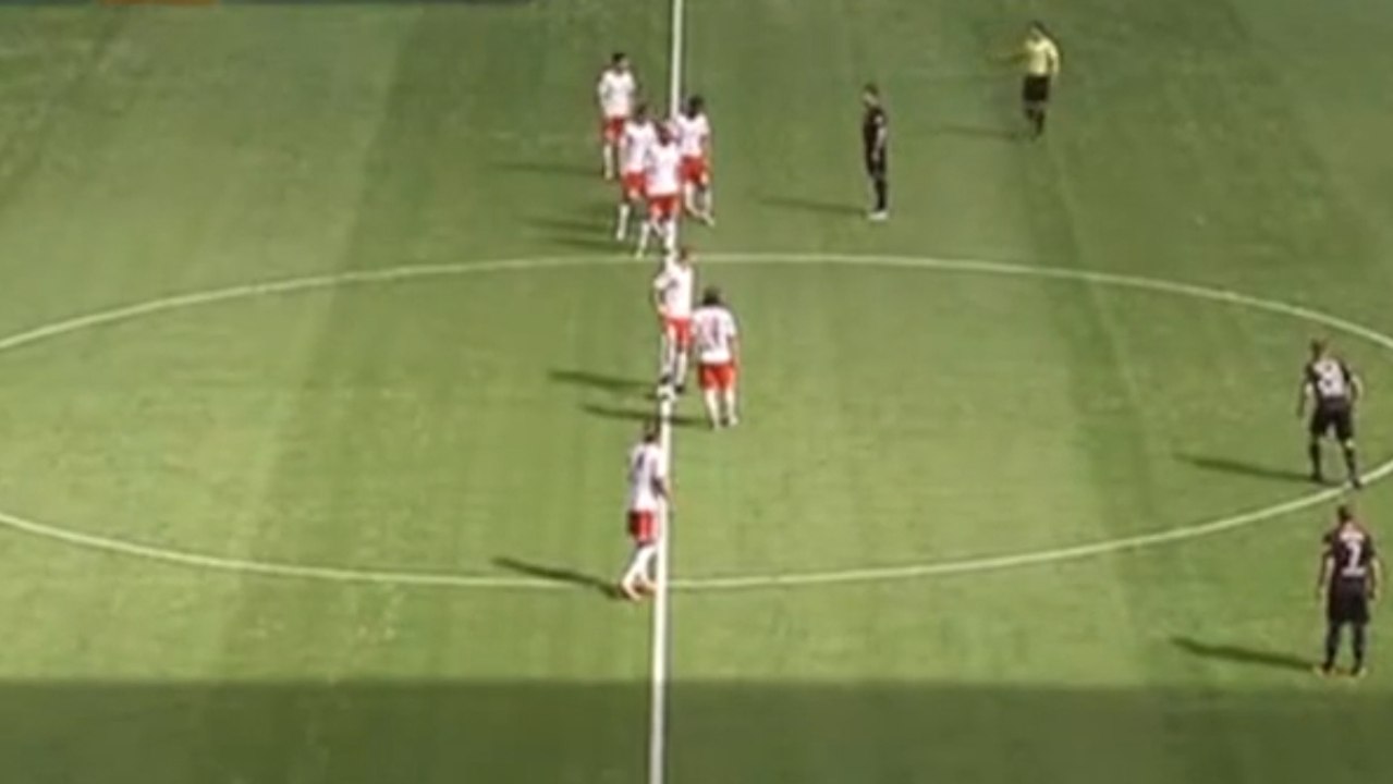 Un superbe but collectif dès le coup d'envoi, après moins de 10 secondes