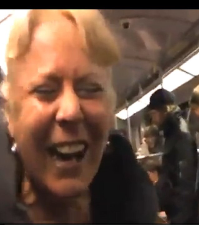 Fou rire contagieux pour les usagers de ce métro berlinois