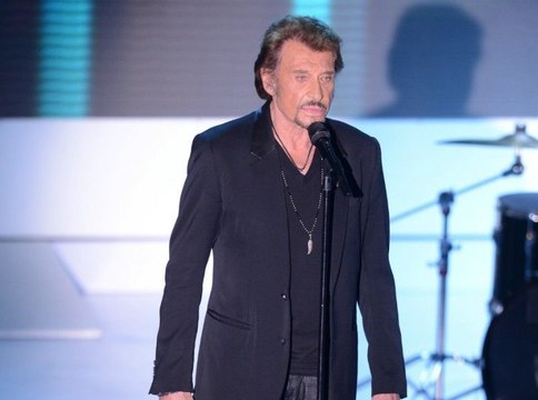 Laeticia Hallyday : un témoin balance sur ce qu'elle a fait la nuit de la mort de Johnny Hallyday !
