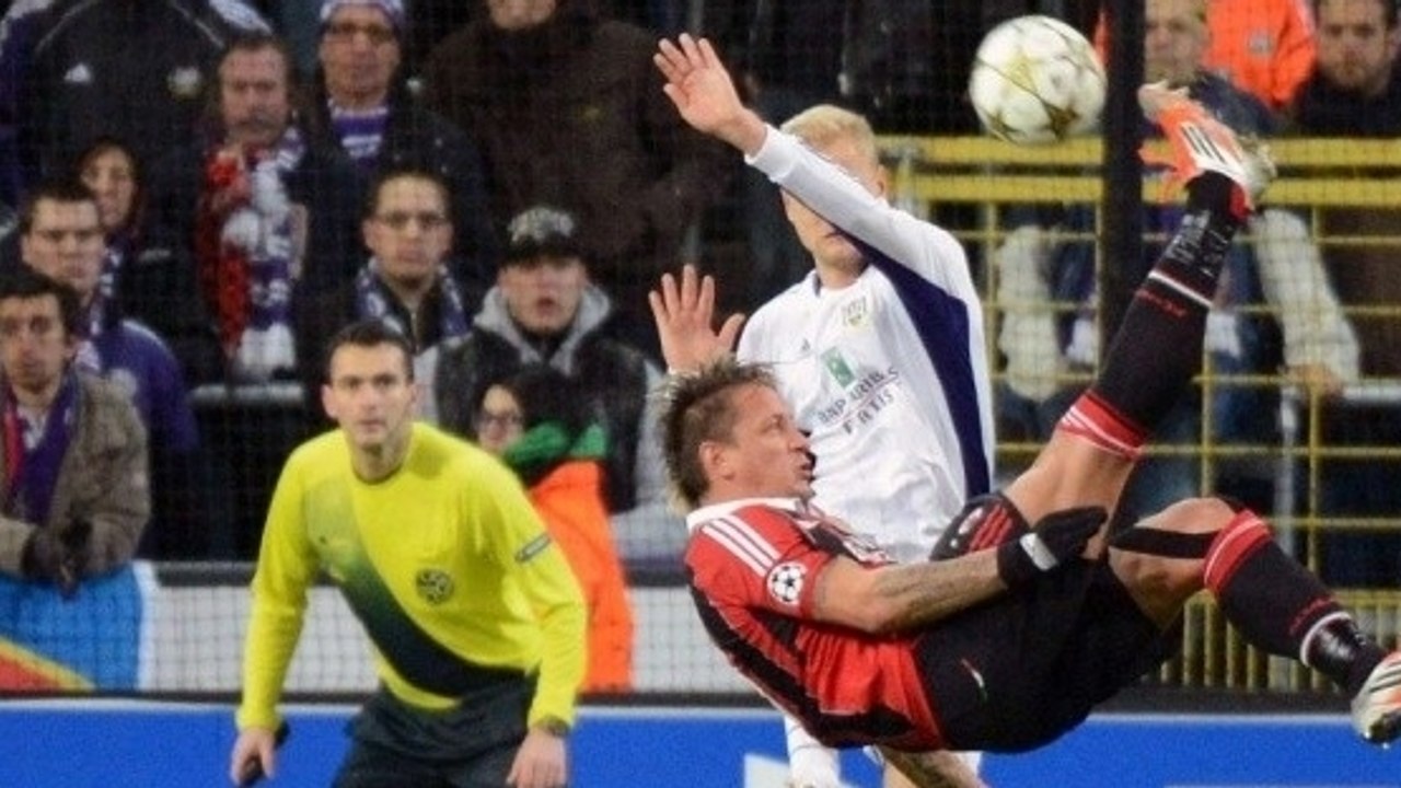 Le fantastique retourné de Mexès qui vient se loger pleine lucarne