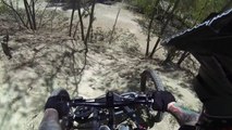 Downhill : Une descente impressionnante en quad en caméra embarquée