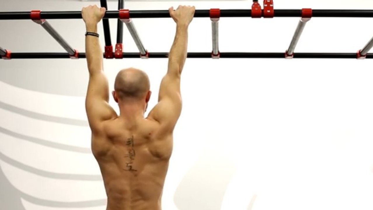 Coronavirus : comment se muscler tout le corps sans poids et avec des exercices inédits durant le confinement ?