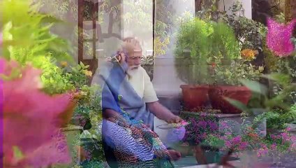 Precious moments_ PM Modi feeding peacocks at his residence