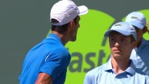 Novak Djokovic effraie un ramasseur de balles en s'énervant