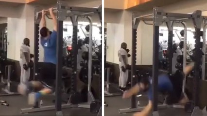 Musculation : Il se ramasse complètement en voulant imiter plus fort que lui