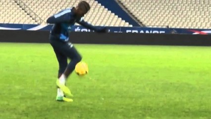 Pogba réalise une série de jongles très technique