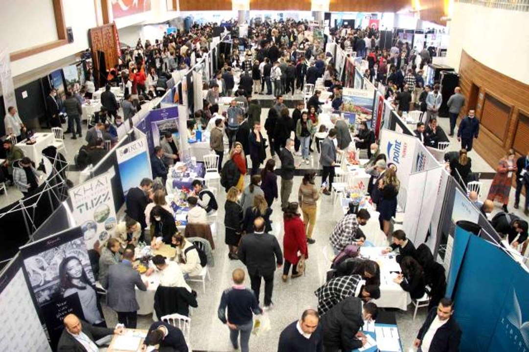 1 yıl aradan sonra turizmde öğrenci-sektör buluşması