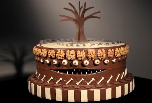 Il crée un gâteau animé pour Tim Burton