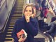 Vidéo : Emma Watson dépose des livres dans le métro