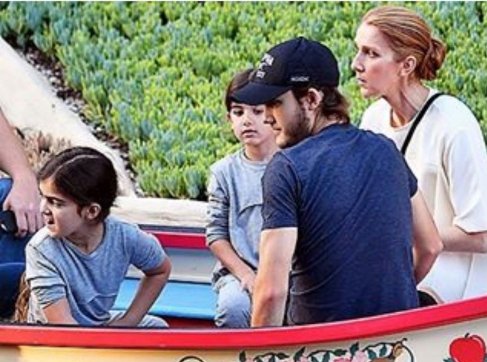 Céline Dion fête l'anniversaire de ses jumeaux à Disneyland 2