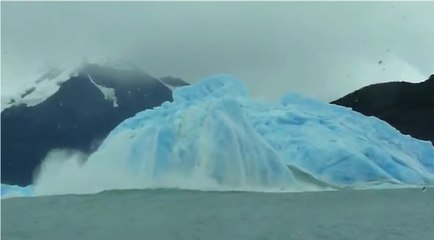 Un iceberg géant disparaît en quelques secondes dans la mer