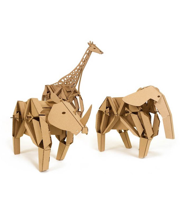 Ces sculptures en carton sont... des automates