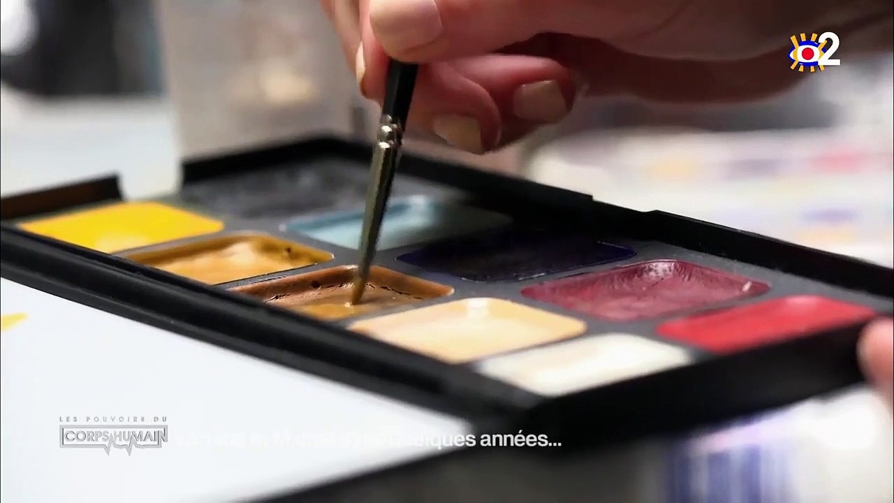 "T'as pris un coup de vieux", Adriana Karembeu tacle Michel Cymes sur France 2 !