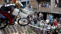 Adrenalina Urban Bike : la course de VTT la plus folle au monde dans une favela de Medellin